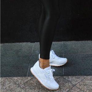 Womens Reebok CL Harman Run sneakers white sz 8.5